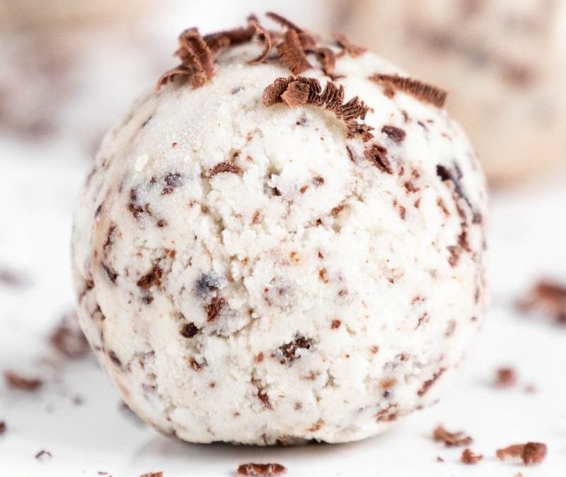 Frozen Keto Chocolate Chip Fat Bombs