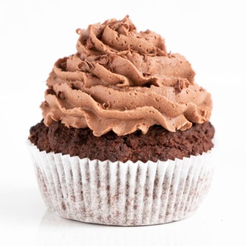 Keto Chocolate Cupcakes with Buttercream Frosting