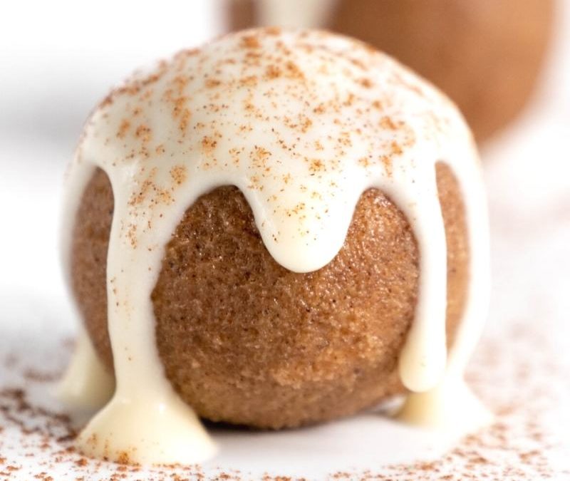 Keto Cinnamon Rolls Fat Bombs