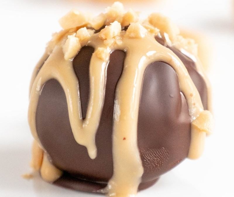 Keto Peanut Butter Fat Bombs