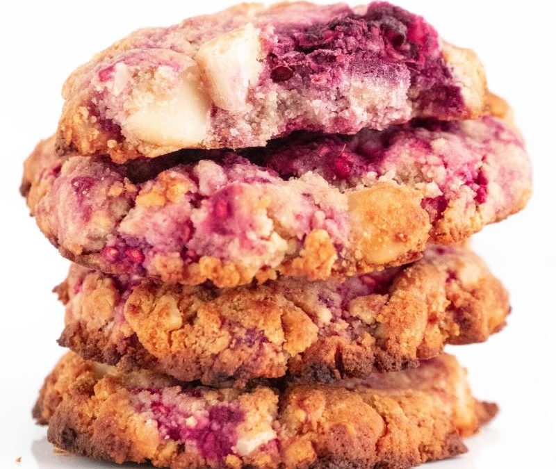 Keto Macadamia Raspberry Cookies