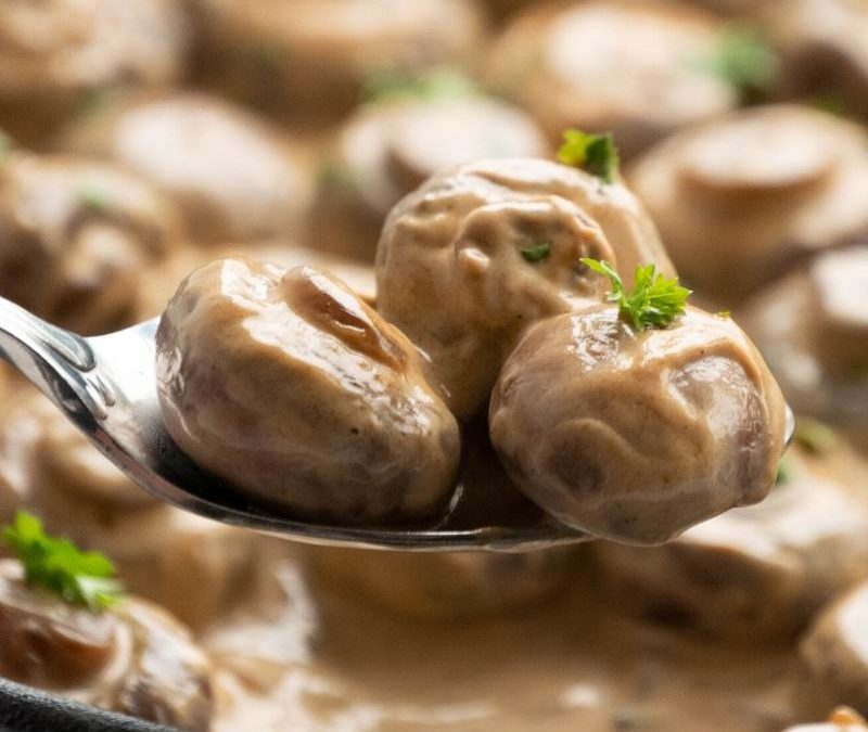 Creamy Keto Garlic Mushroom Skillet